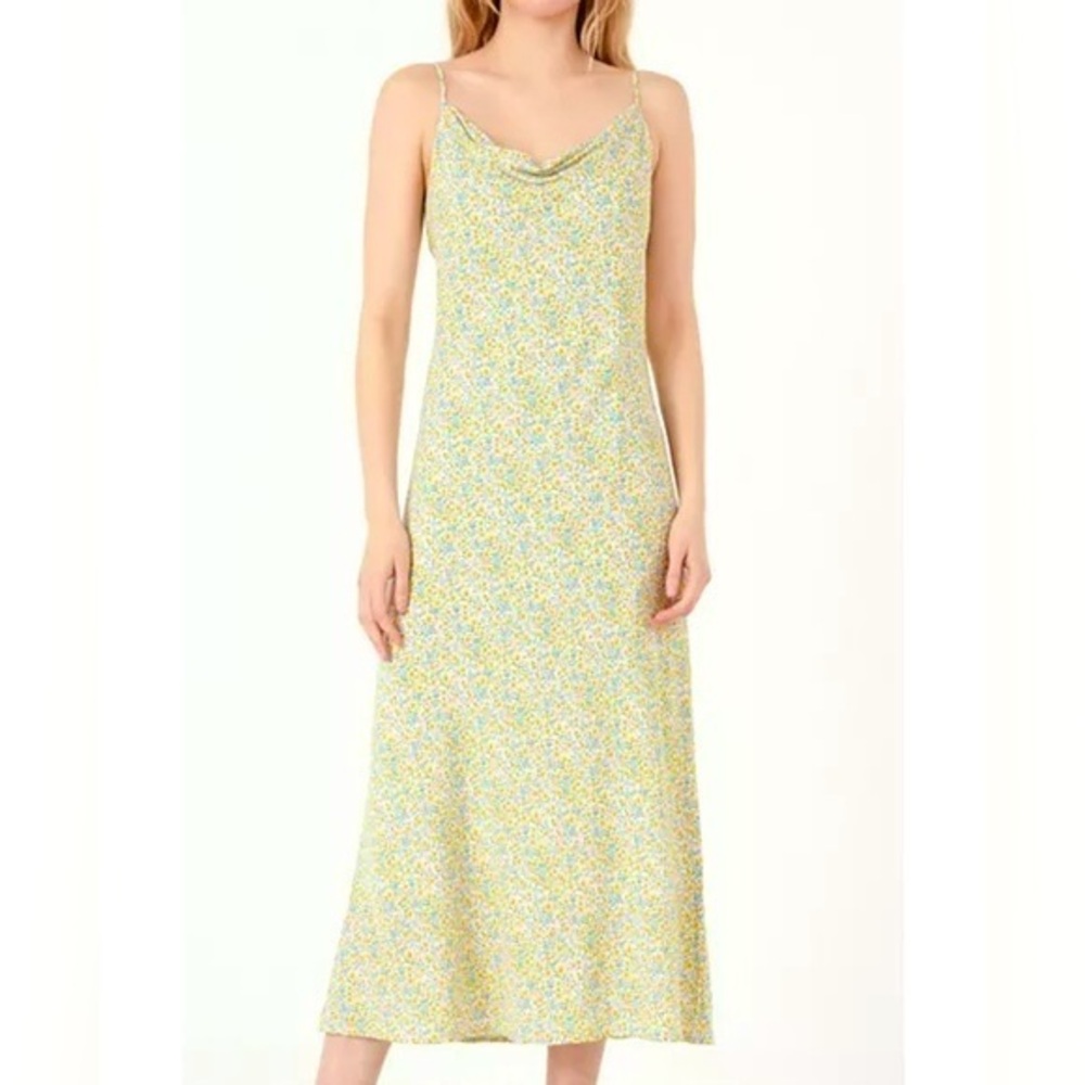 Free the Roses
Women's Floral Midi Dress size L